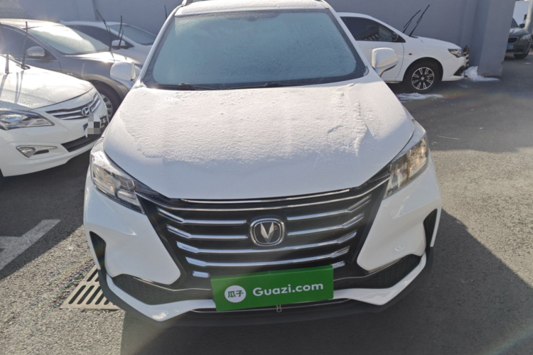 长安CS15 2021款 1.5L 手动进取型车身外观2