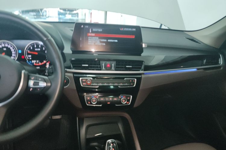 宝马X1 2022款 sDrive25Li 领先型中控内饰16