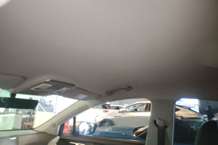 吉利几何C 2022款 蓝莓C400局部细节22