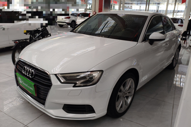 奥迪A3 2017款 Limousine 35 TFSI 进取型车身外观1