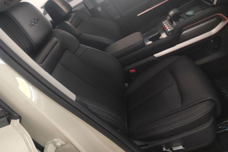 方程豹 钛3 2025款 501KM 四驱智驾Max版局部细节41