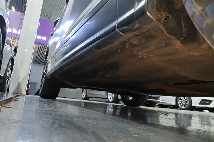 奥迪Q5L 2018款 40 TFSI 荣享时尚型 国V局部细节9001