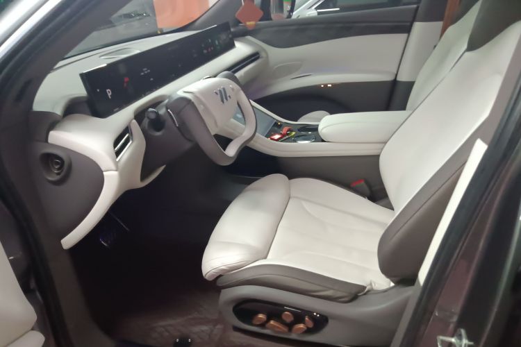 智己汽车 智己LS7 2023款 100kWh Pro四驱版中控内饰19