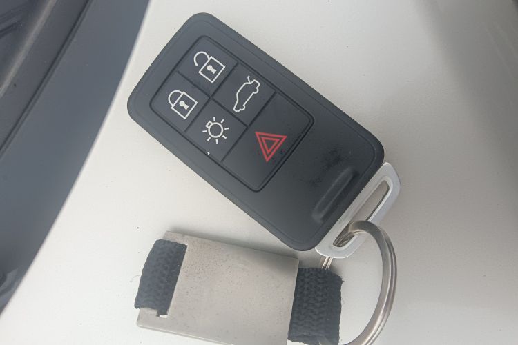 沃尔沃S60 2018款 S60L T3 智进进取版中控内饰7001