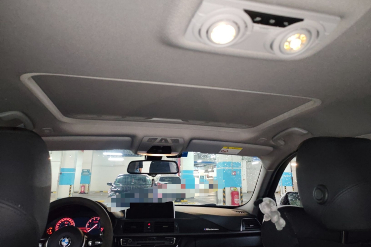 宝马3系 2017款 320Li M运动型局部细节22