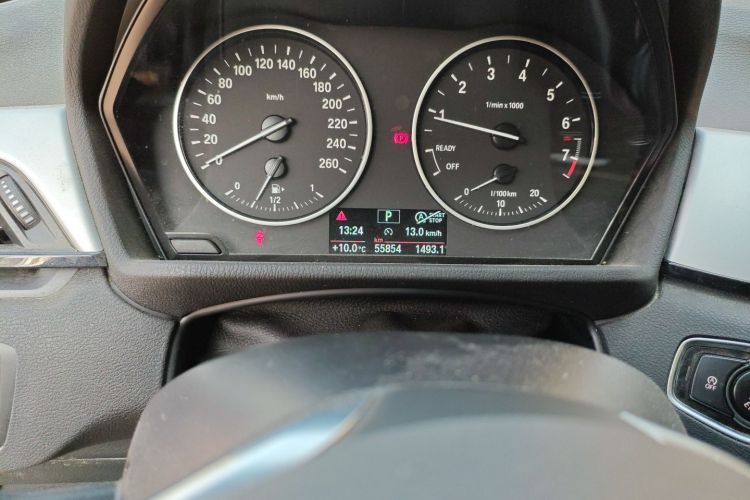 宝马X1 2018款 sDrive20Li 领先型中控内饰15