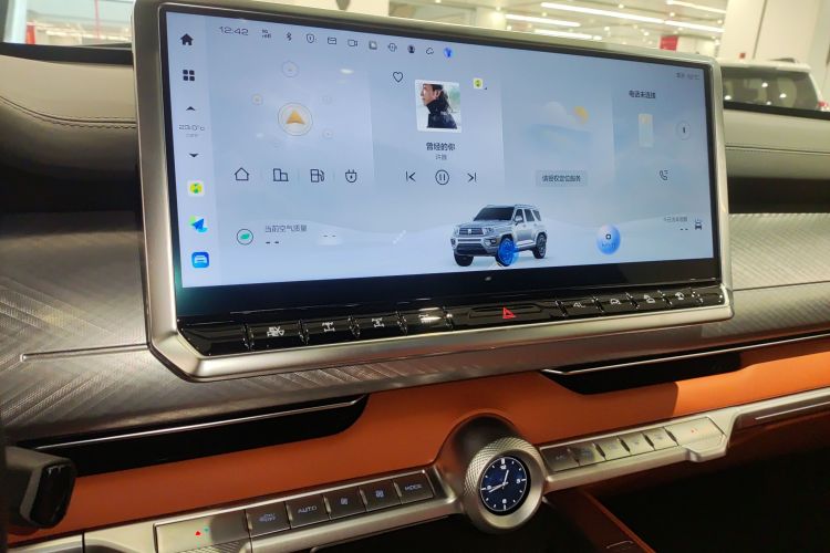 坦克700新能源 2024款 Hi4-T 极境版中控内饰16