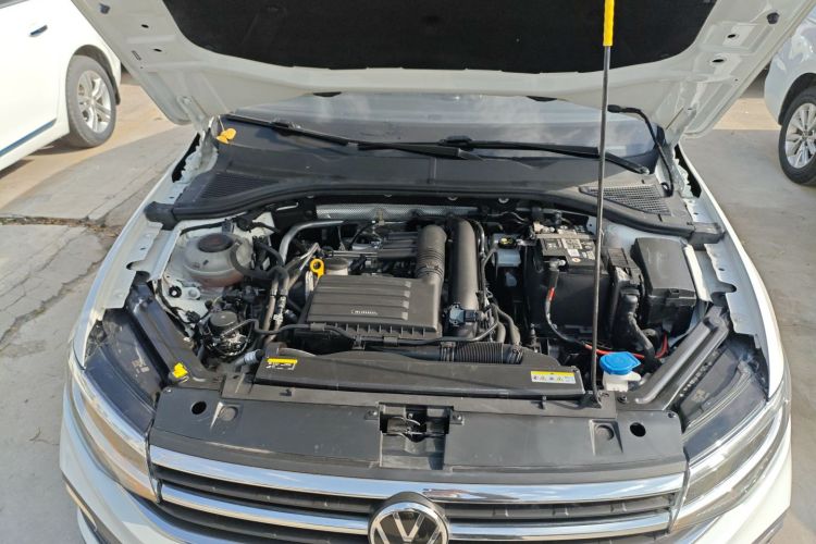 大众 宝来 2023款 200TSI DSG畅行版机舱底盘24