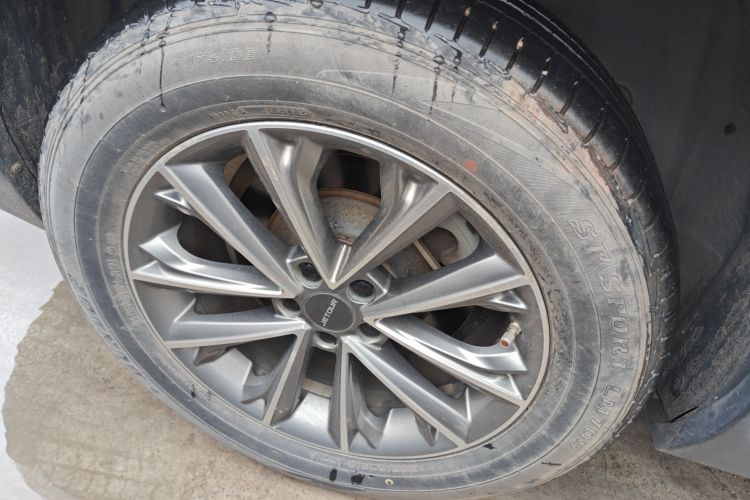 捷途X90 2019款 1.5T 自动悦享型 6座 国V车身外观6008