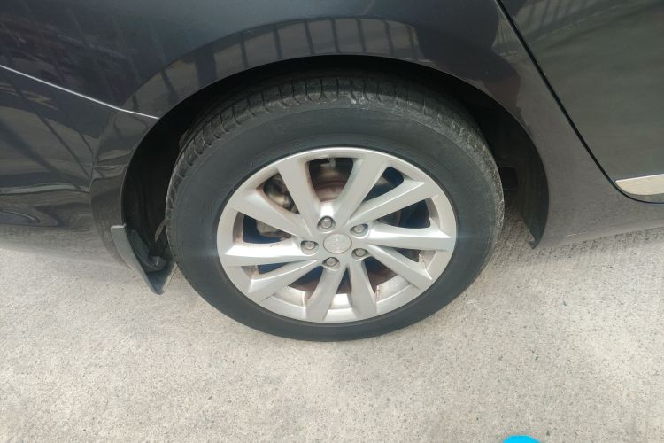 别克 威朗 2015款 三厢 15S 自动领先型车身外观6008