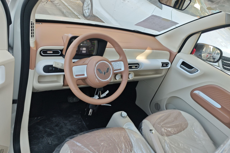 五菱汽车 宏光MINIEV 2024款 第三代 215km 青春版中控内饰12