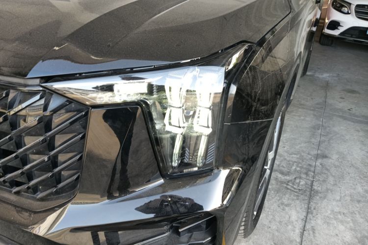 广汽传祺 传祺GS8 2022款 领航系列 2.0TGDI 四驱豪华智联版（七座）局部细节36