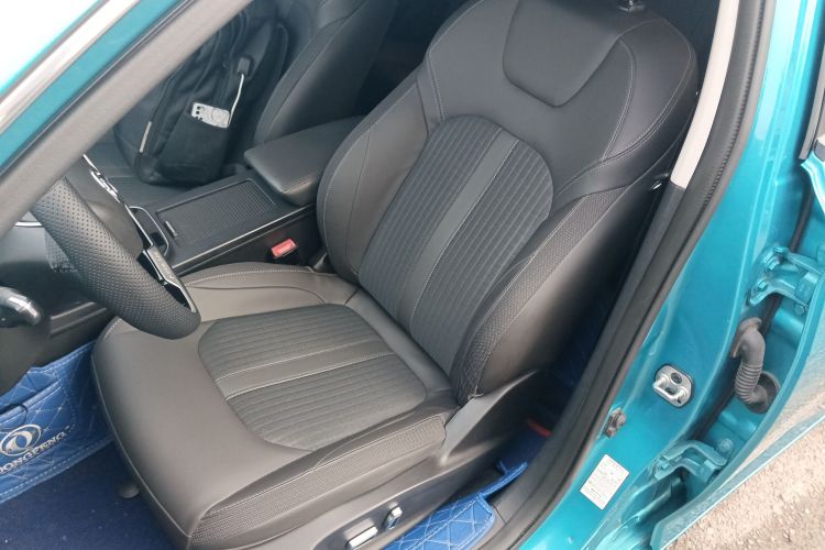 东风风神 奕炫 2020款 230T 自动炫目版局部细节19