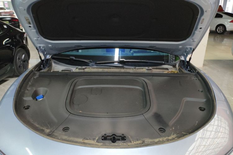 哪吒汽车 哪吒S猎装 2024款 增程300 标准版机舱底盘24