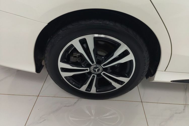 奔驰C级 2019款 C 260 运动版车身外观56