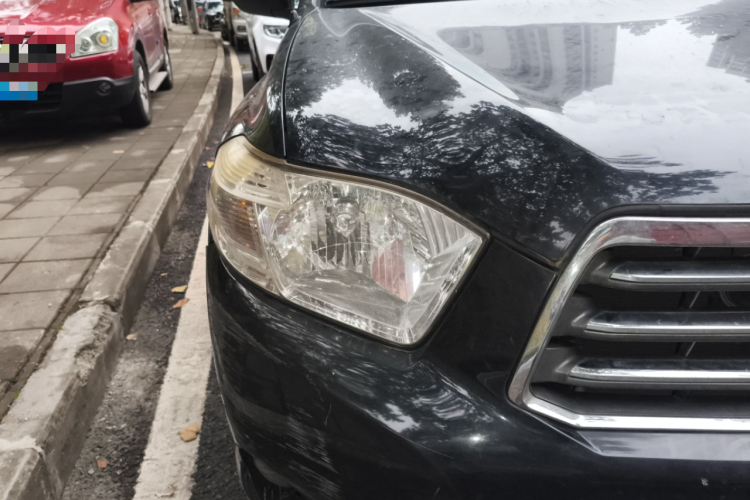 丰田 汉兰达 2011款 2.7L 两驱7座精英版车身外观6006