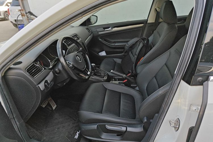 大众 速腾 2018款 1.6L 自动舒适型局部细节19