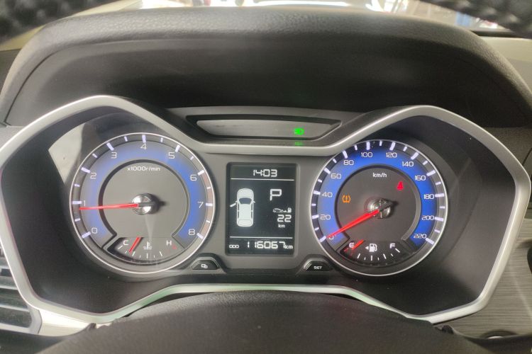 吉利汽车 远景X3 2017款 1.5L 自动尊贵型中控内饰14