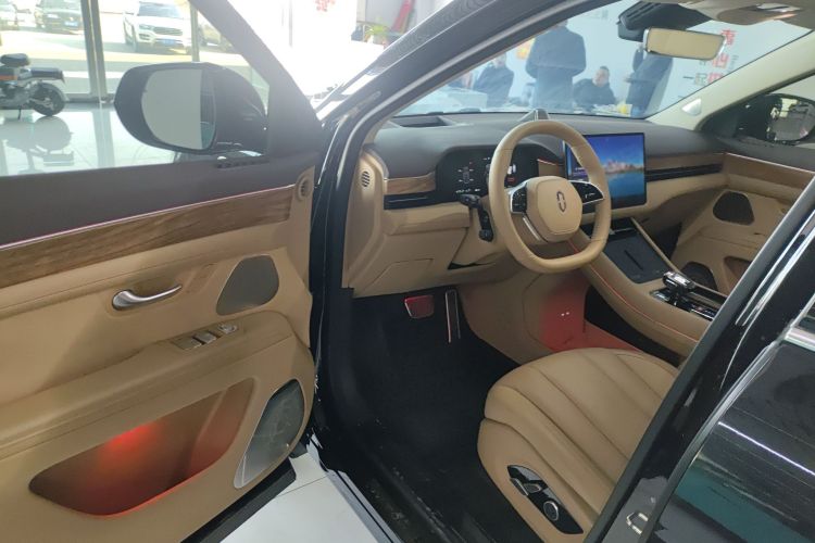 鸿蒙智行 问界M7 2024款 1.5T 后驱Plus版 6座中控内饰20