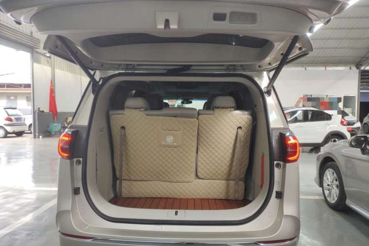 别克GL8 2020款 ES陆尊 653T 舒适型局部细节23