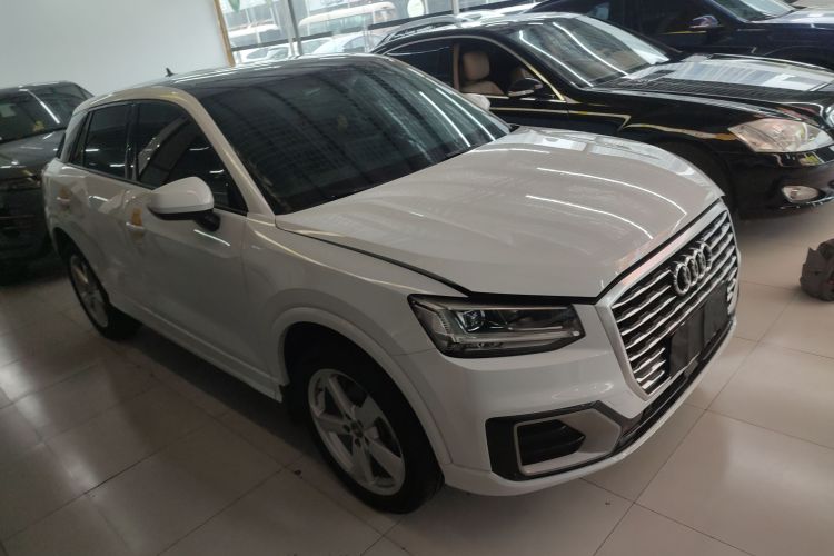 奥迪Q2L 2018款 35 TFSI 时尚致雅型 国V车身外观3