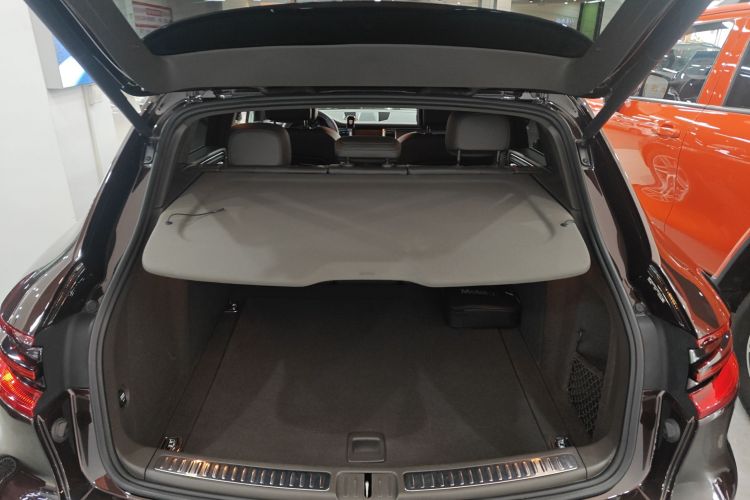 保时捷 2017款  Macan 2.0T机舱底盘23