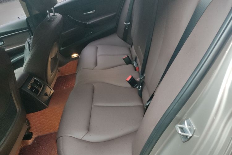 宝马3系 2018款 320Li 时尚型中控内饰21