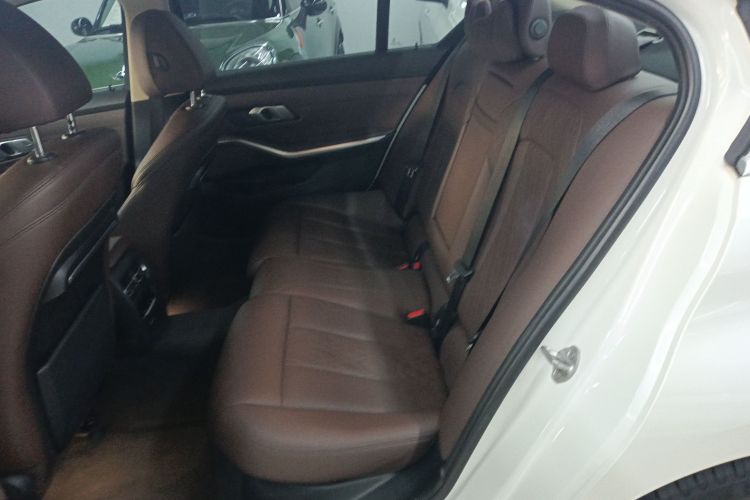 宝马3系 2022款 改款 320Li M运动套装中控内饰7004