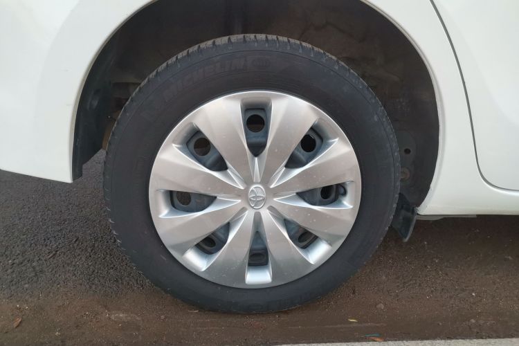 丰田 YARiS L 致炫 2016款 改款 1.5E CVT魅动版车身外观6008