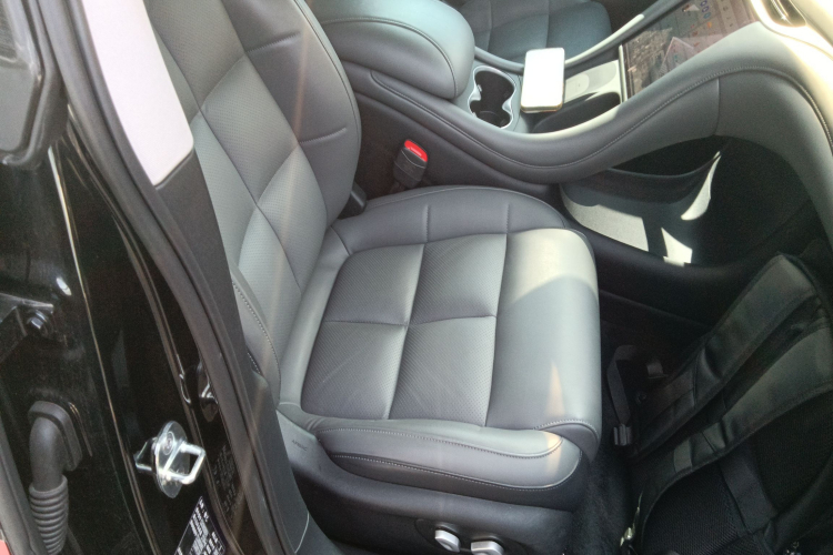 智己汽车 智己L6 2024款 Max 超强性能版局部细节41