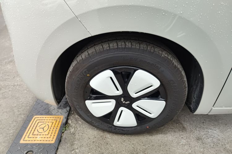 五菱汽车 宏光MINIEV 2025款 四门版 进阶款车身外观6007