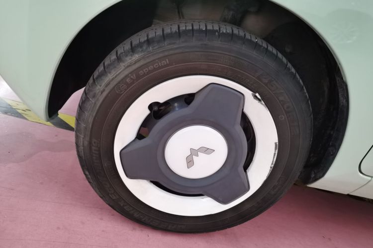 五菱汽车 宏光MINIEV 2022款 马卡龙臻享款 磷酸铁锂车身外观6007