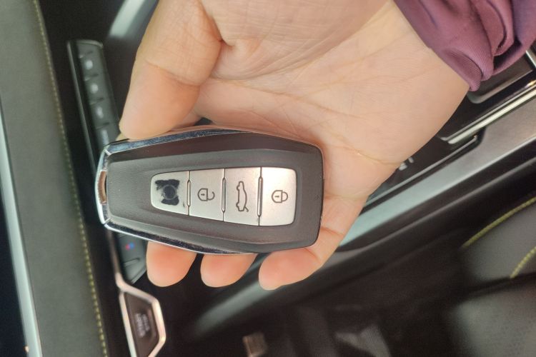 吉利汽车 星瑞 2023款 2.0TD 时空版中控内饰7001