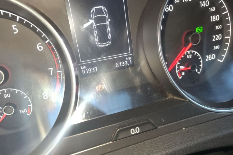 大众 高尔夫 2016款 230TSI 自动豪华型中控内饰15