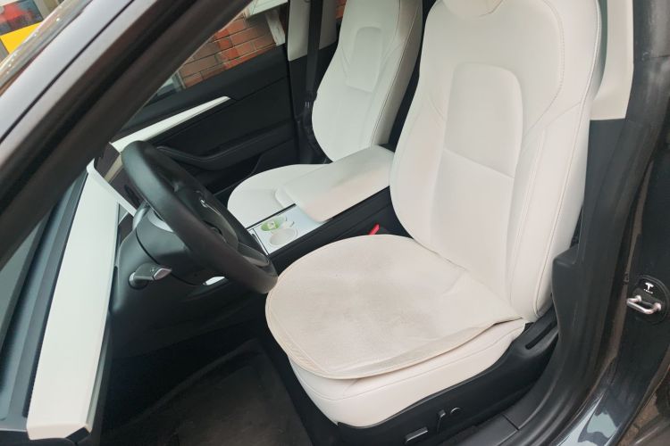 特斯拉 Model 3 2021款 标准续航后驱升级版局部细节19