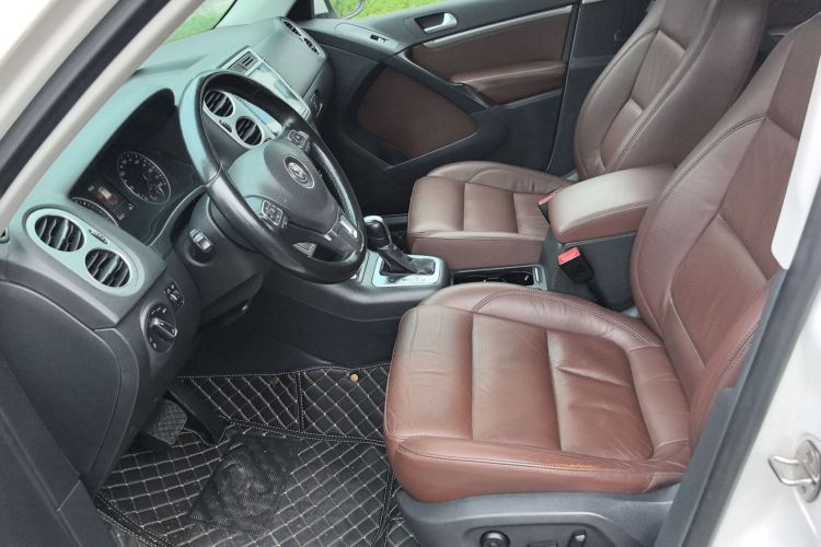 大众 途观 2015款 1.8TSI 自动两驱豪华型中控内饰19