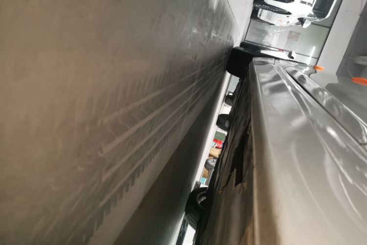 宝马3系 2017款 318Li 时尚型局部细节9001