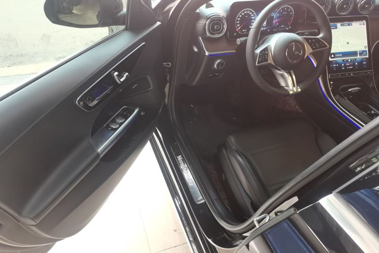 奔驰C级 2022款 C 260 L中控内饰7003