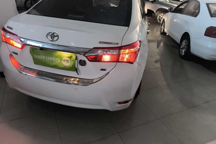 丰田 卡罗拉 2014款 1.6L CVT GL车身外观9