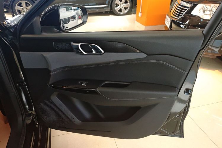 领克03 2021款 2.0TD 自动劲 冠军版中控内饰7003