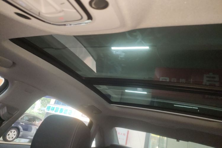 奥迪A4L 2020款 40 TFSI 时尚动感型局部细节22