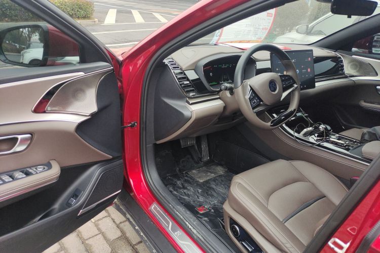 比亚迪 汉 2021款 EV 标准续航版豪华型中控内饰7003