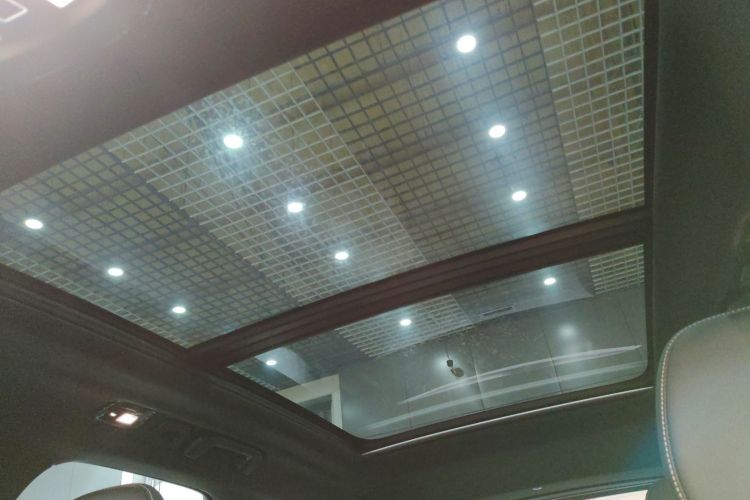 沃尔沃XC60 2025款 B5 四驱智远极夜黑版中控内饰22