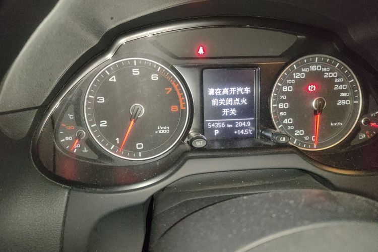 奥迪Q5 2013款 40 TFSI 进取型中控内饰15