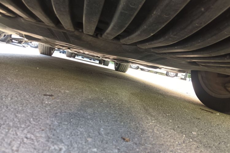 奔驰E级 2021款 E 300 L 时尚型局部细节9008