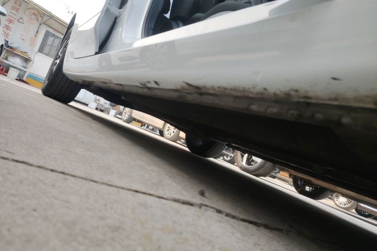 荣威i5 2021款 1.5L CVT铂金版局部细节9001