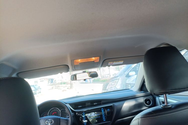 丰田 卡罗拉 2017款 改款 1.2T S-CVT GL局部细节22