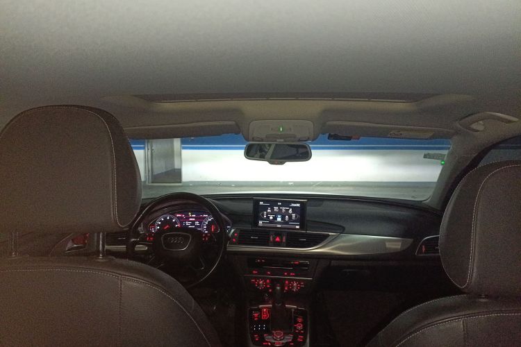 奥迪A6L 2018款 30周年年型 35 TFSI 时尚型中控内饰22