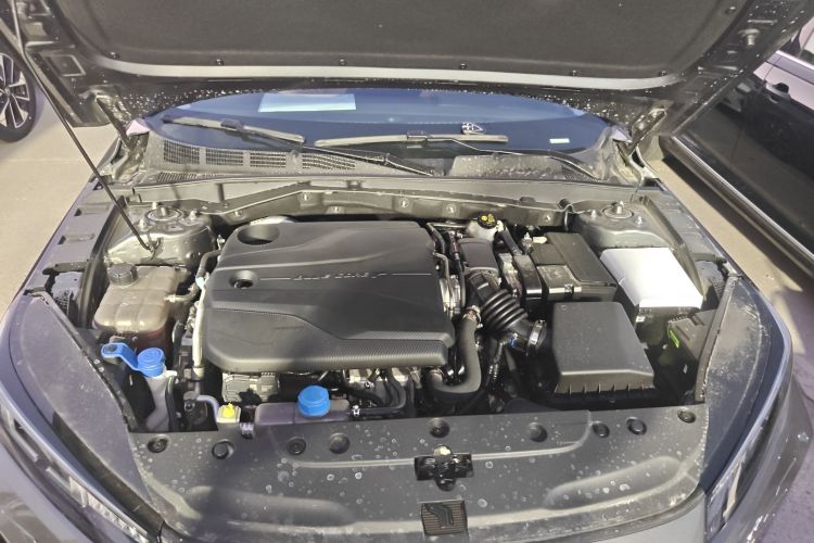 长安 逸动 2024款 1.5T GDI自动 旗舰型机舱底盘24