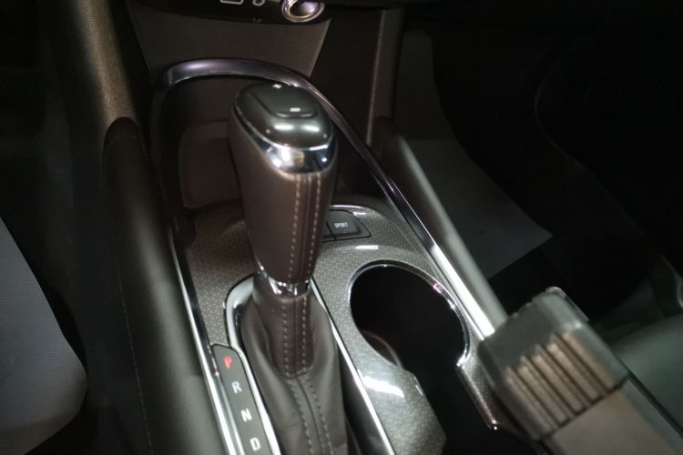 雪佛兰 迈锐宝XL 2019款 535T CVT锐动版中控内饰18